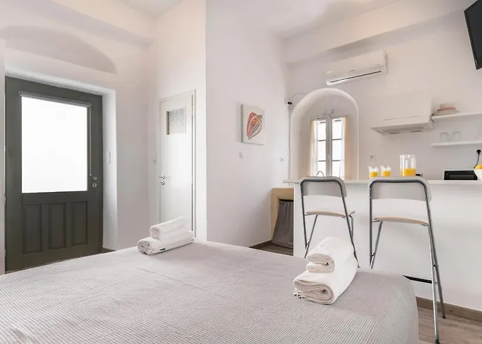 Afluencia Complex No3 * Naousa